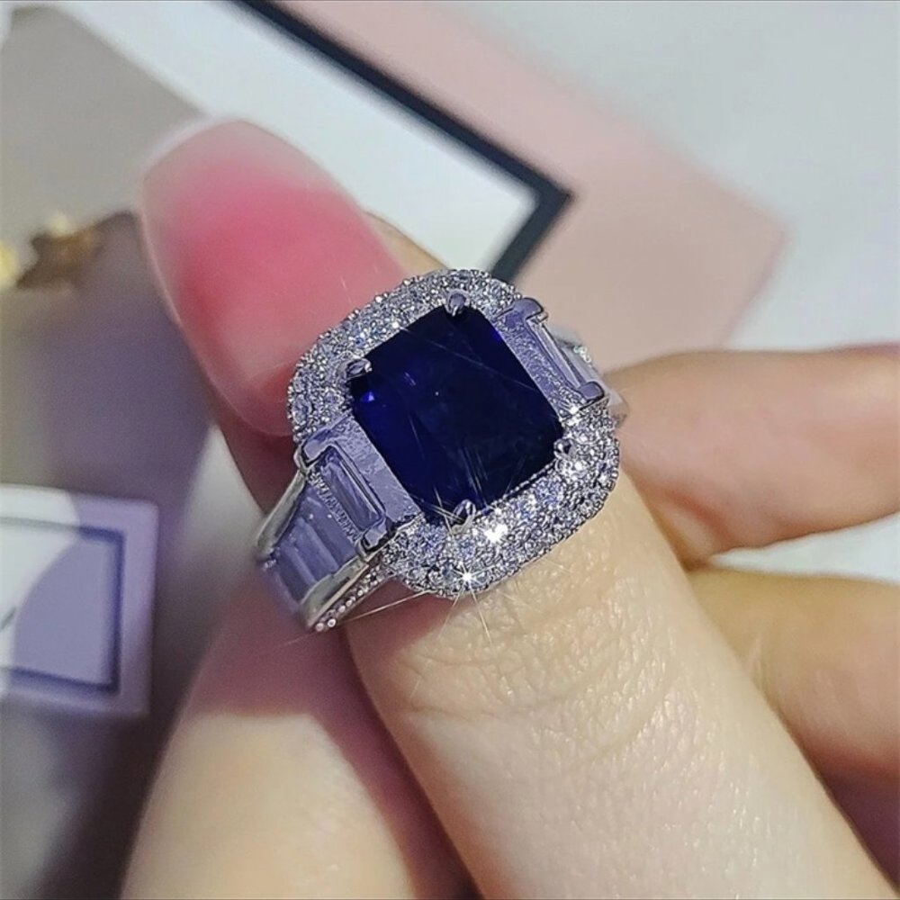 NEW LUXURY BLUE DIAMOND S925 STERLING SILVER RING, BEAUTIFUL RING, SHINY RING. - Picture 4 of 6